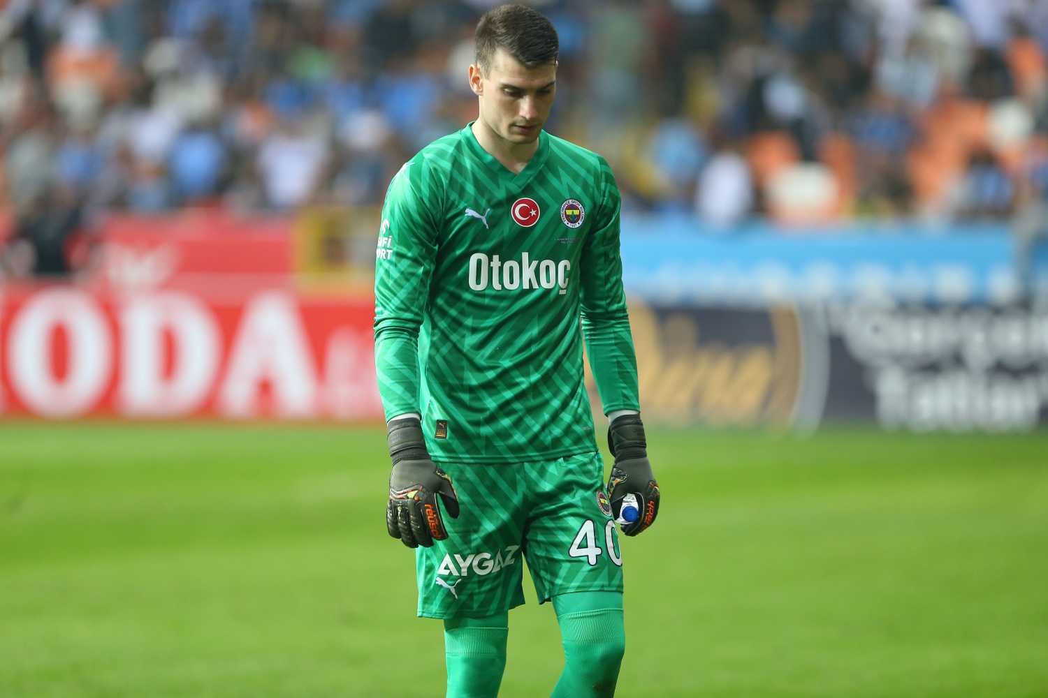 TRANSFER HABERİ: Fenerbahçe’de Livakovic’e 2 talip birden!