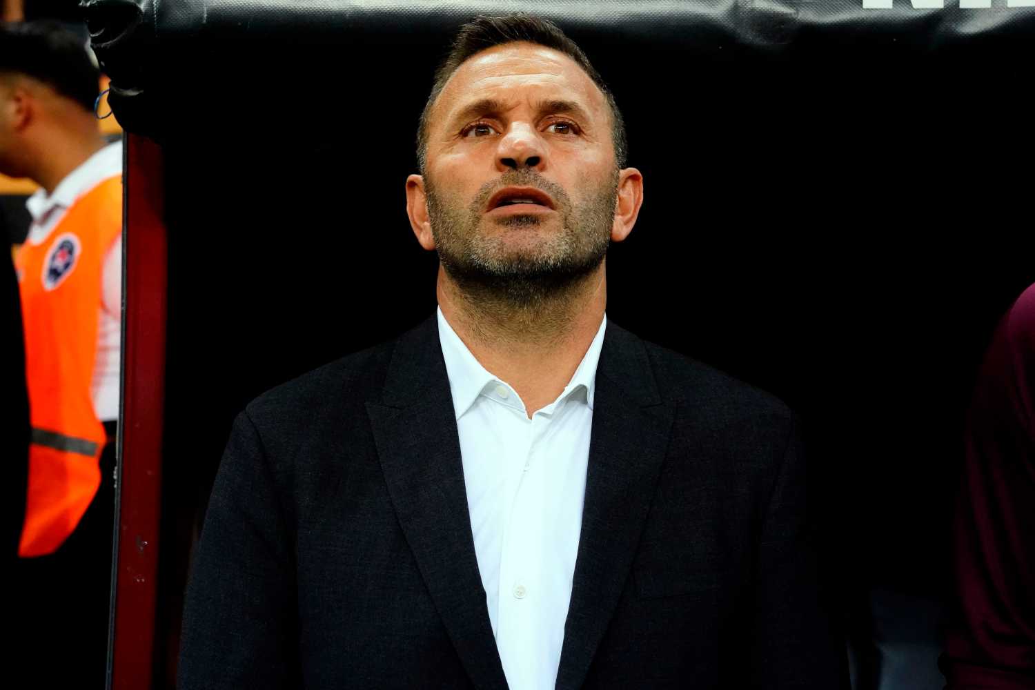 Galatasaray’a İsviçreli kaleci! Okan Buruk transfere onay verdi