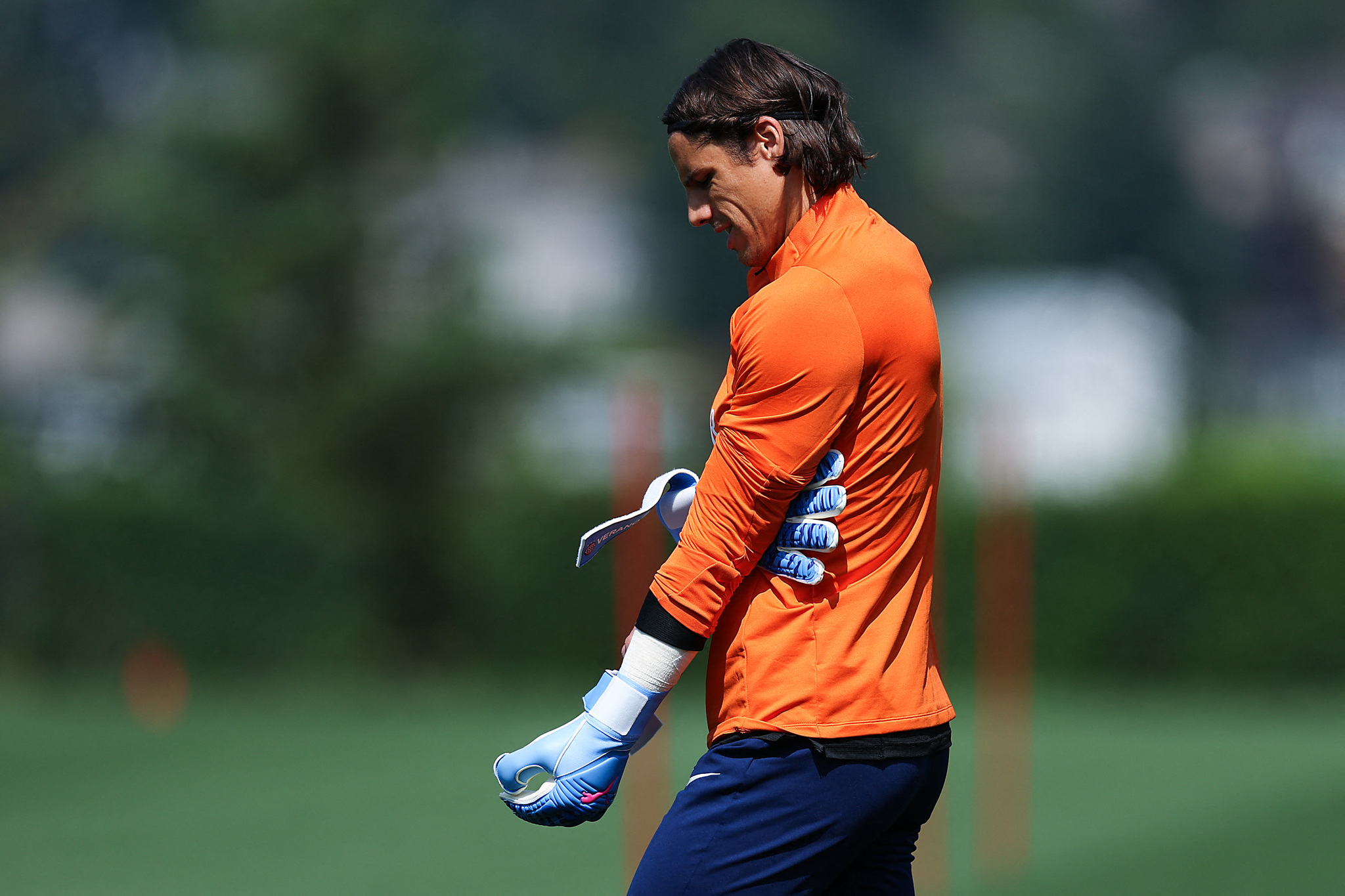 Galatasaray’a İsviçreli kaleci! Okan Buruk transfere onay verdi