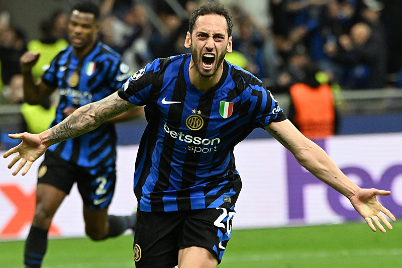 TRANSFER HABERİ: Hakan Çalhanoğlu transferinde görüşmeler başlıyor!