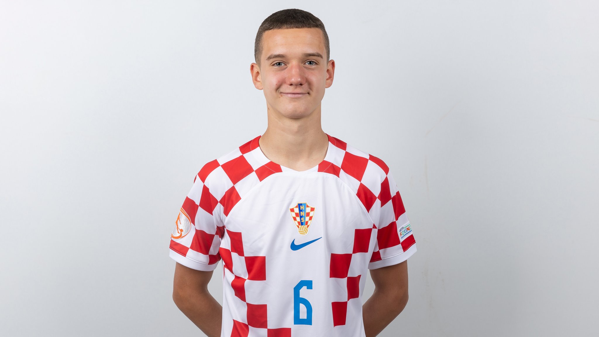 TRANSFER HABERLERİ | Fenerbahçe Sergej Levak’la ilgileniyor