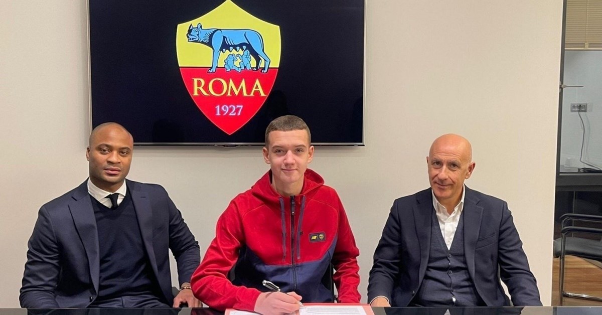 TRANSFER HABERLERİ | Fenerbahçe Sergej Levak’la ilgileniyor