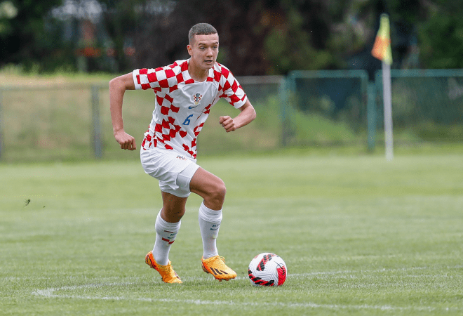 TRANSFER HABERLERİ | Fenerbahçe Sergej Levak’la ilgileniyor
