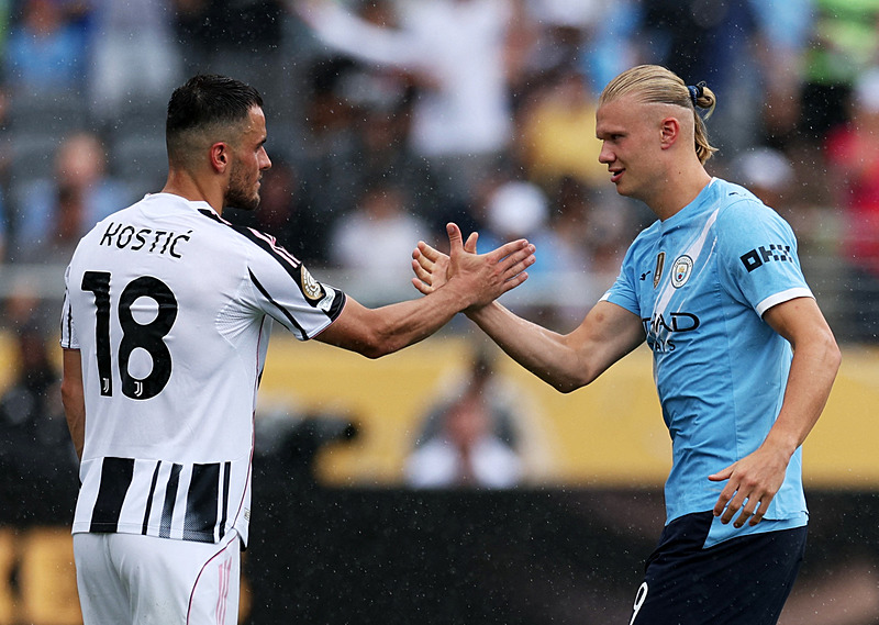 TRANSFER HABERİ: Fenerbahçe’den Kostic hamlesi! Yönetim kolları sıvadı
