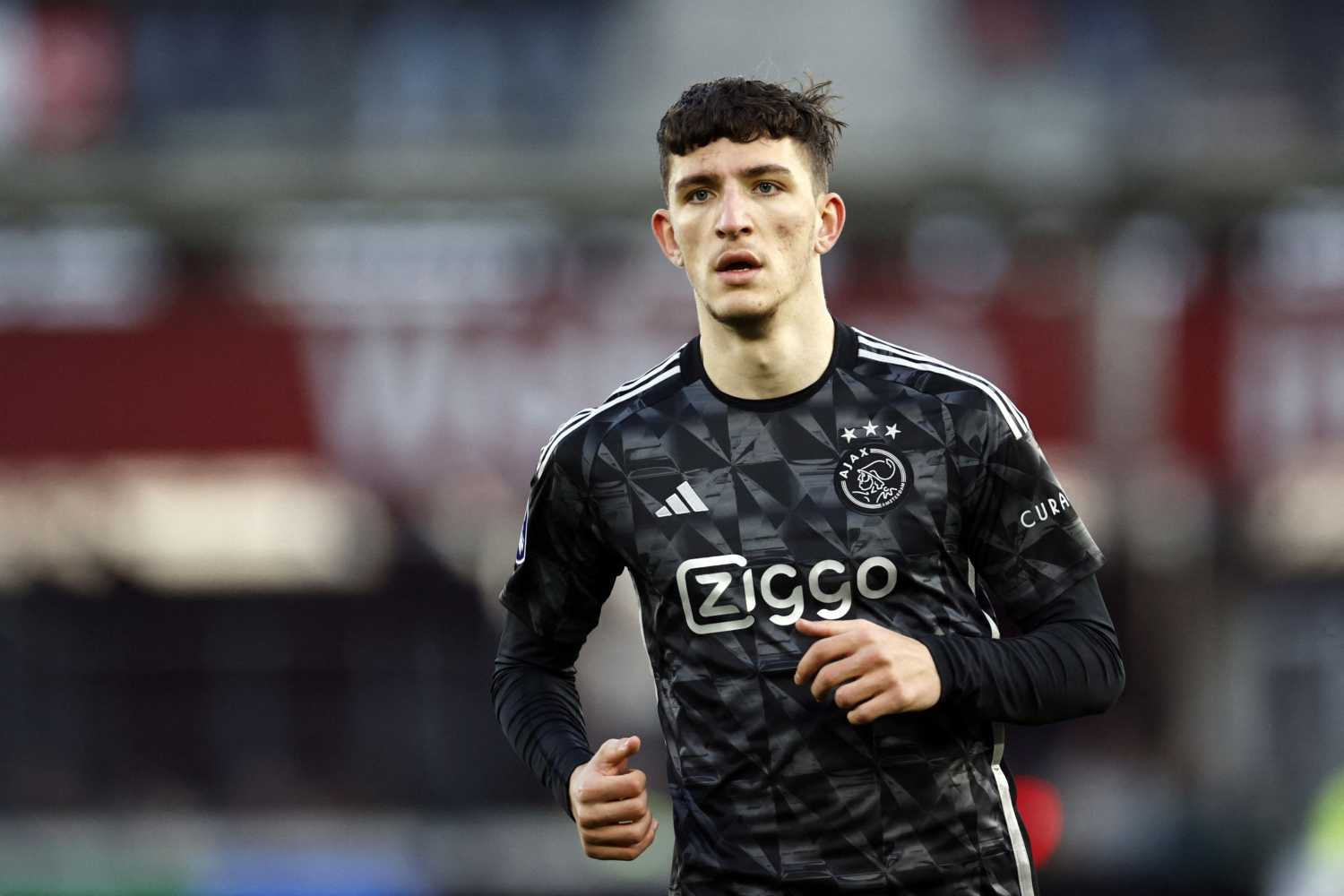 TRANSFER HABERİ: G.Saray yerli stoper için indirim bekliyor!