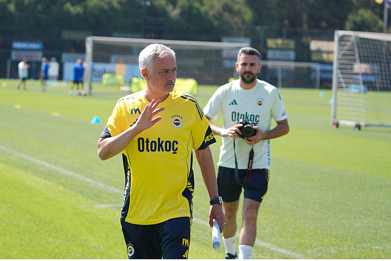 TRANSFER HABERİ: Fenerbahçe’de ayrılık! Kampa götürülmemişti
