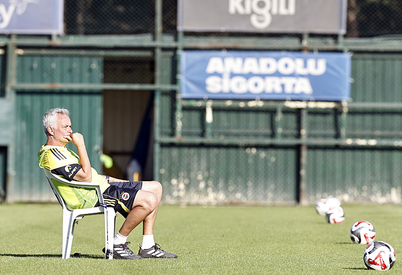 Fenerbahçe’ye transferde şok cevap! Leon Bailey...