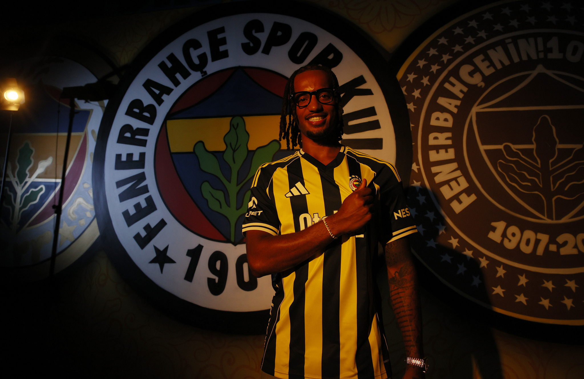 Fener Brown’ı Milan’dan böyle kaptı