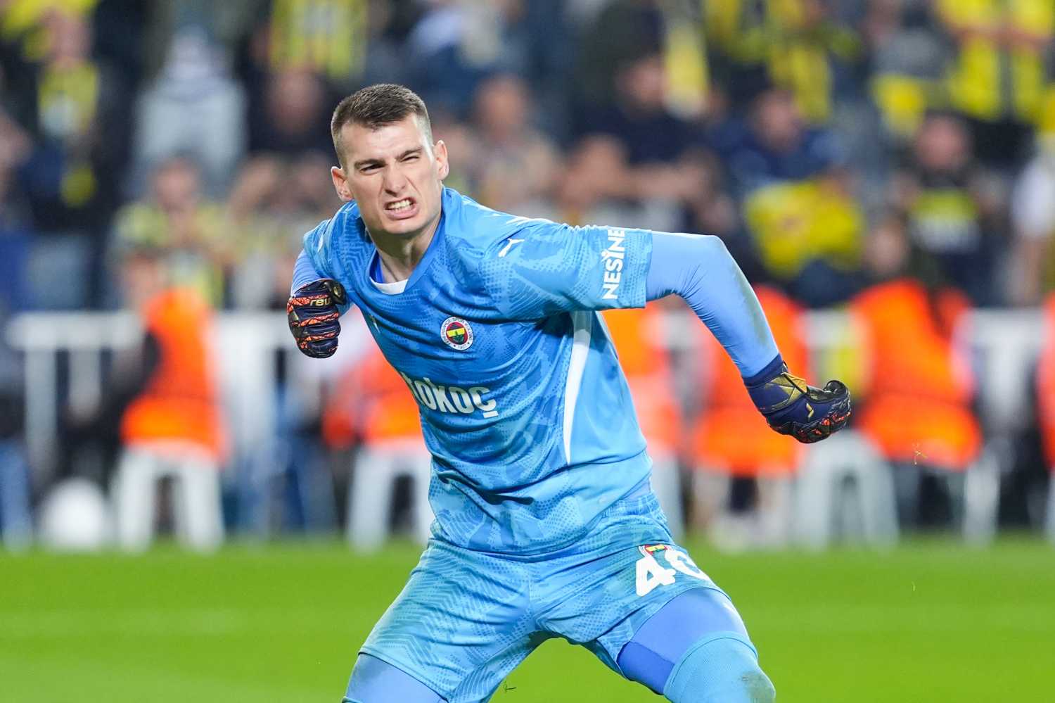 TRANSFER HABERİ: Fenerbahçe’de flaş ayrılık kararı! O isme takım aranıyor