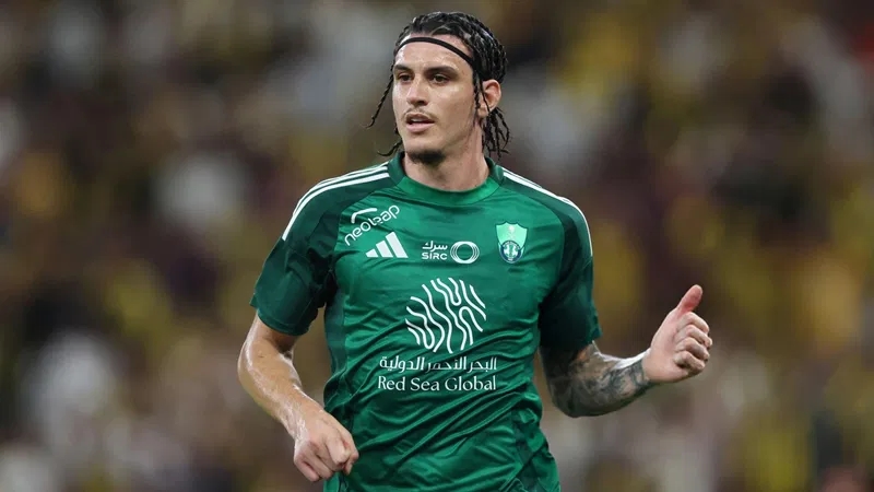 TRANSFER HABERLERİ | Fenerbahçe’ye sürpriz stoper! Arabistan’dan gelecek