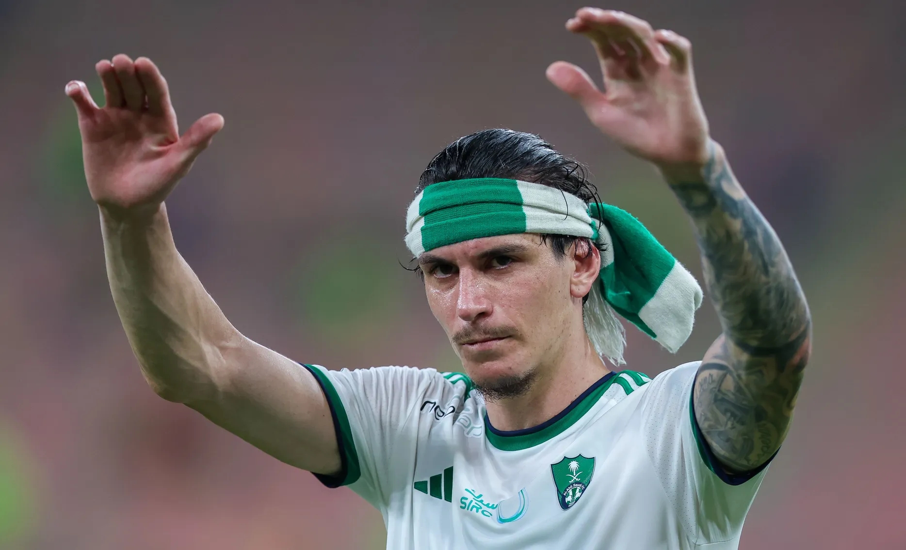 TRANSFER HABERLERİ | Fenerbahçe’ye sürpriz stoper! Arabistan’dan gelecek