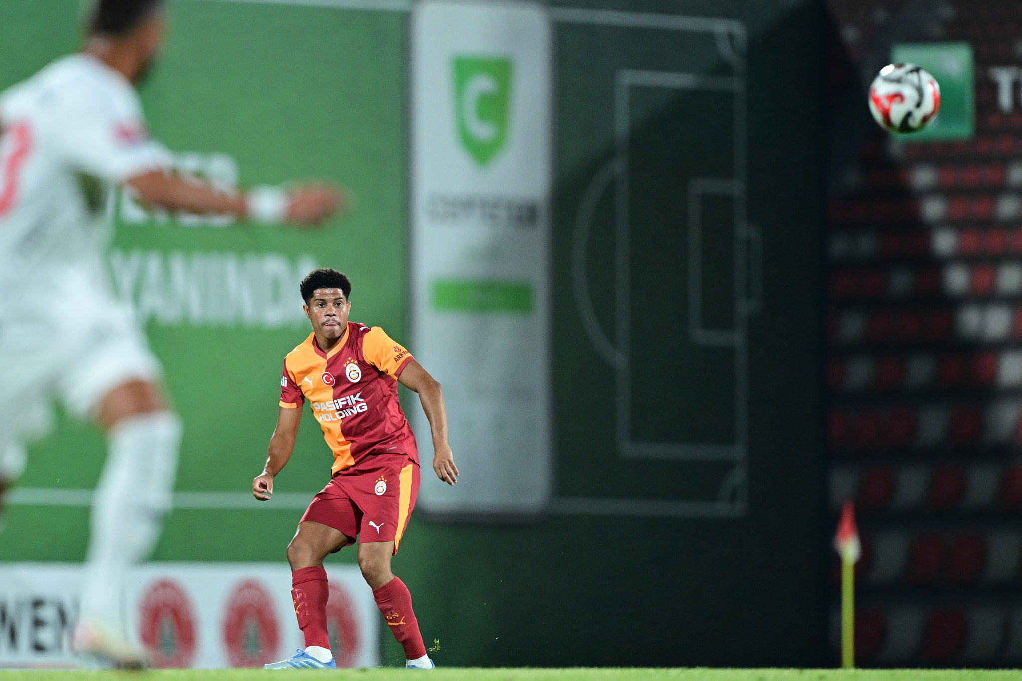 Galatasaray’da Gabriel Sara endişesi! Transfer ve ayrılık...