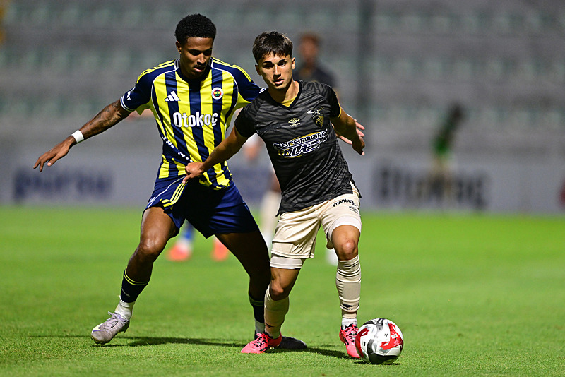 Fenerbahçe’nin transfer listesindeydi! Kulübünün istediği rakam dudak uçuklattı