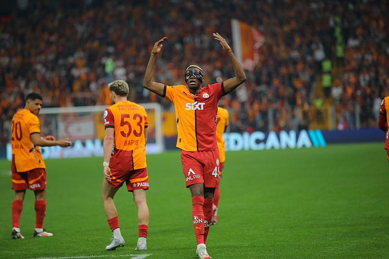Galatasaray’dan sezonun transferi! Dünyanın en iyilerinden biri geliyor