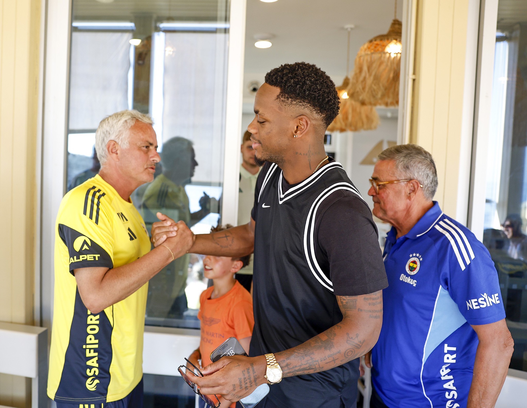 İşte Jose Mourinho’nun Jhon Duran planı! Fenerbahçe’de her şey değişiyor