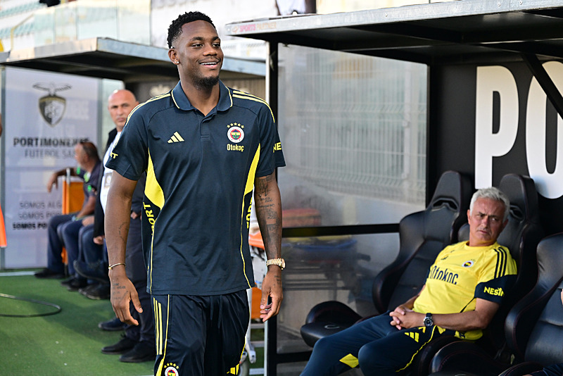 İşte Jose Mourinho’nun Jhon Duran planı! Fenerbahçe’de her şey değişiyor