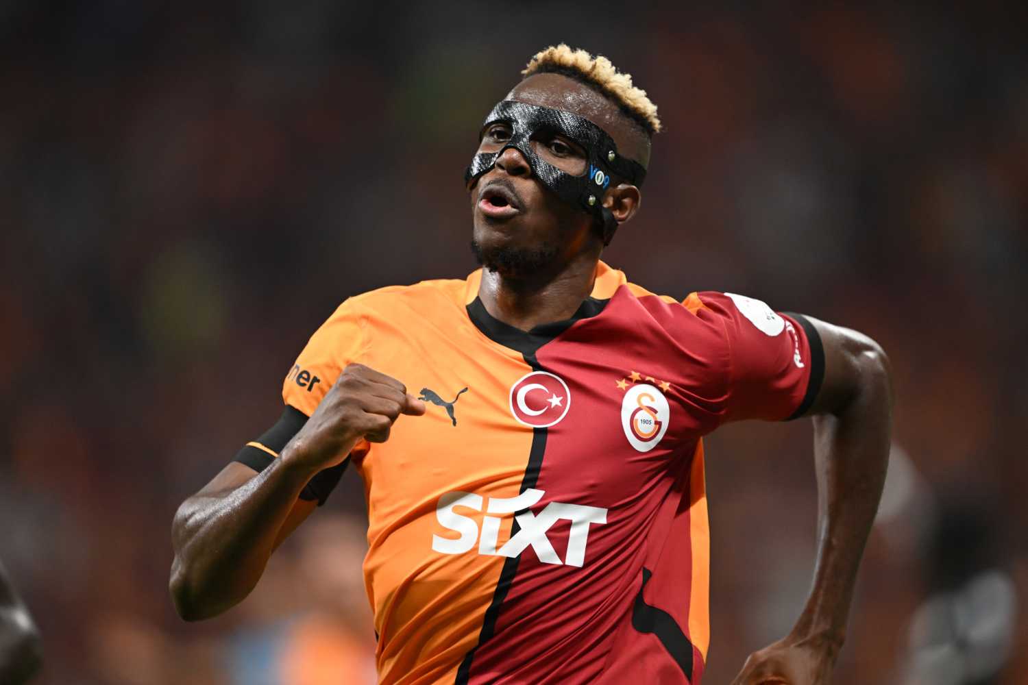 TRANSFER HABERİ: Galatasaray’a yıldız stoper!