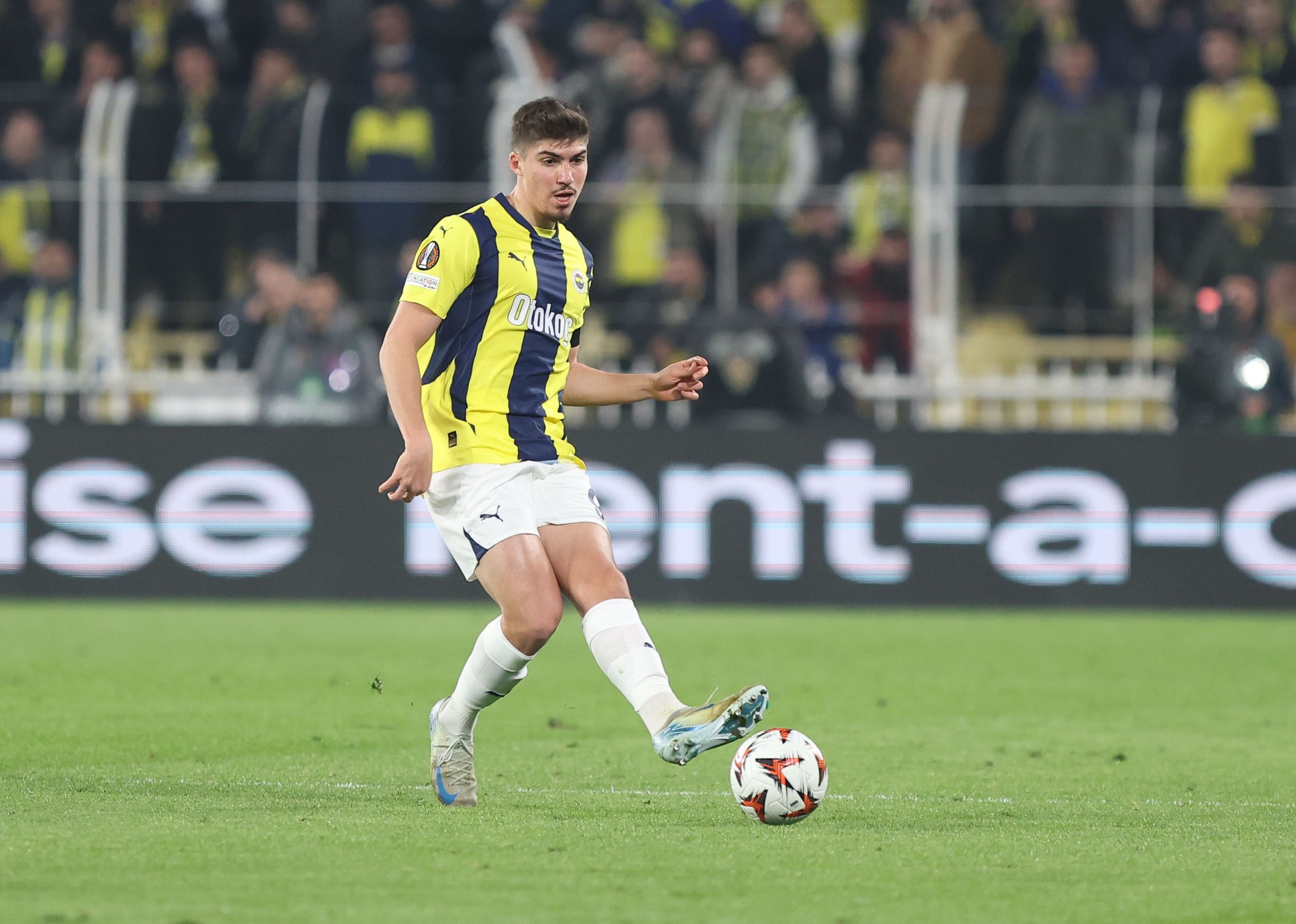 TRANSFER HABERİ: Fenerbahçe’nin yıldızı İtalya yolunda