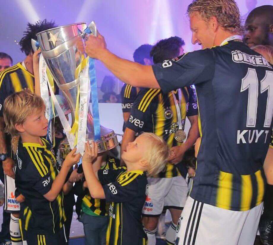 Eski Fenerbahçe’li Kuyt’tan flaş açıklama!