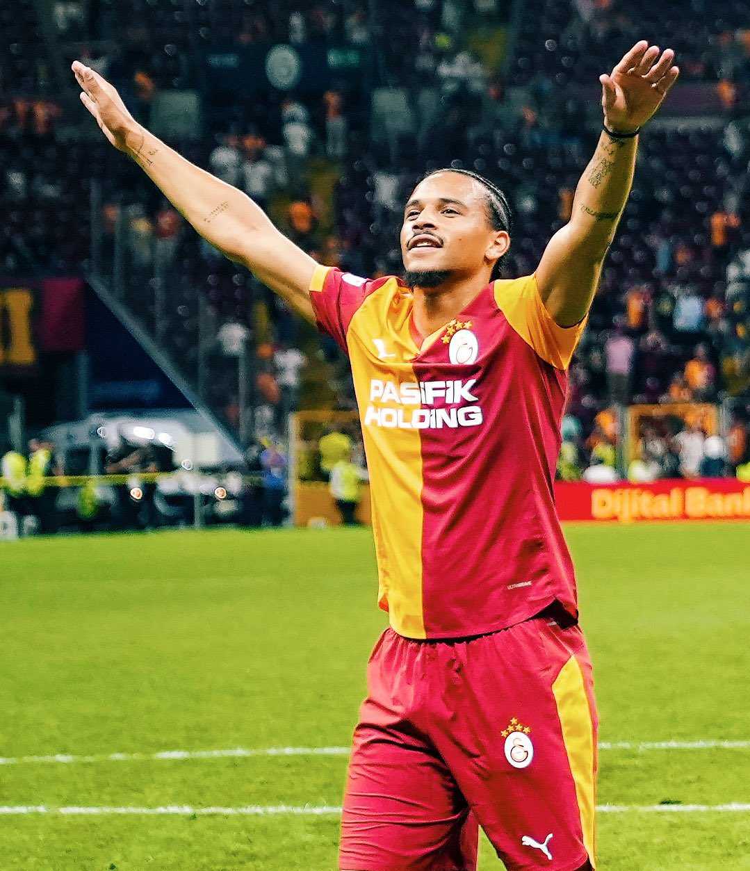Galatasaray’a Osimhen piyangosu! İşte imza töreninden beklenen gelir