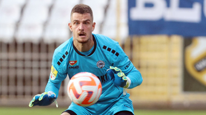 TRANSFER HABERİ - Fenerbahçe’den kaleye sürpriz hamle! Genç file bekçisi listede