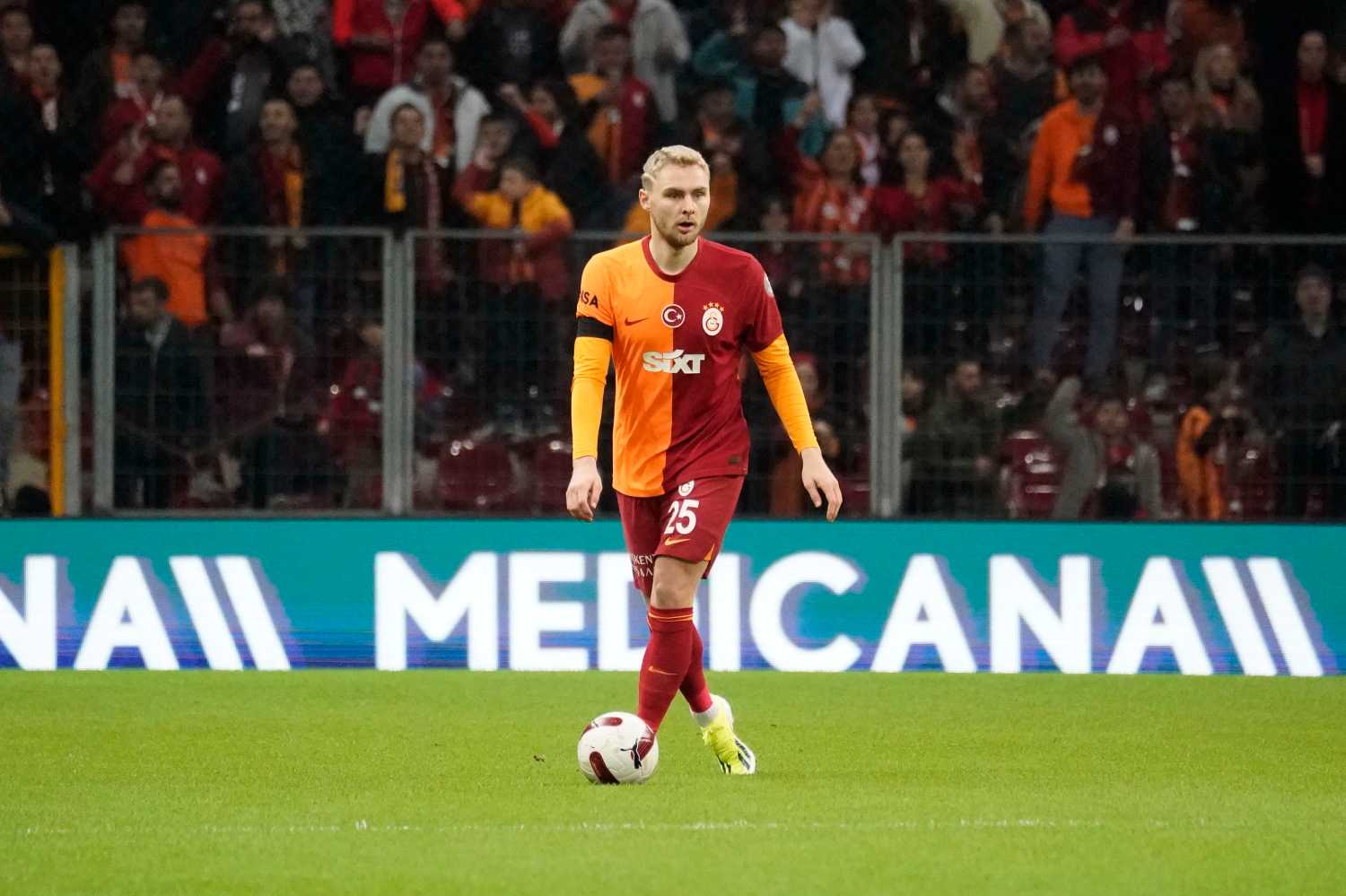 TRANSFER HABERİ: Galatasaray’da yaprak dökümü... 6 oyuncu listede