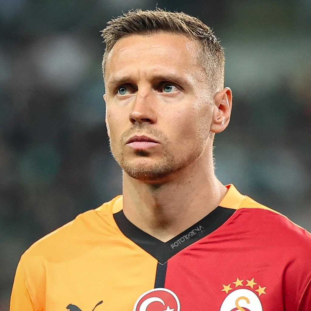 Galatasaray’da Frankowski için flaş transfer iddiası! İki farklı senaryo masada