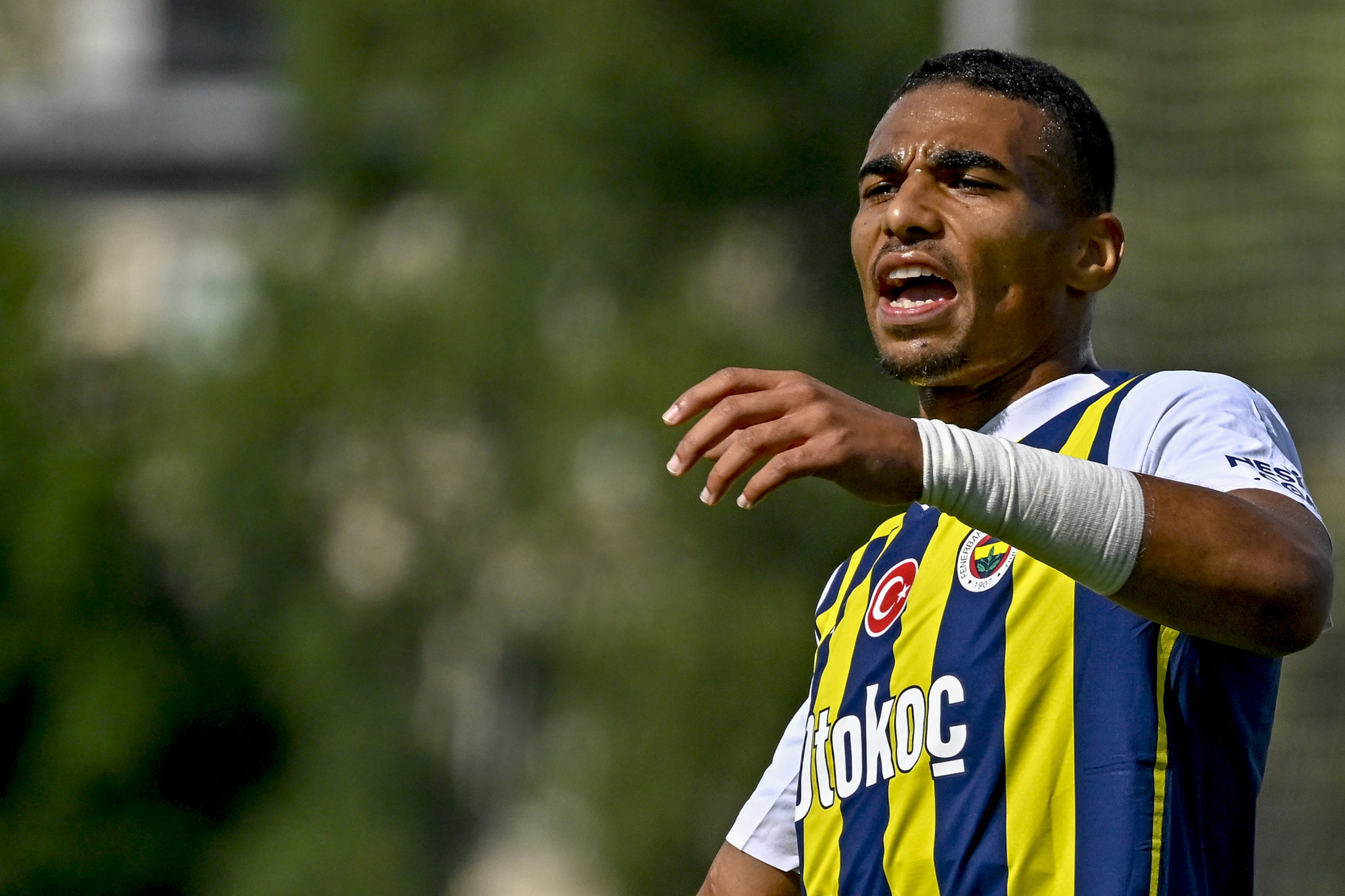 TRANSFER HABERİ: Fenerbahçe’nin yıldızı Rusya yolcusu