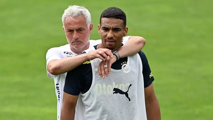 TRANSFER HABERİ: Fenerbahçe’nin yıldızı Rusya yolcusu