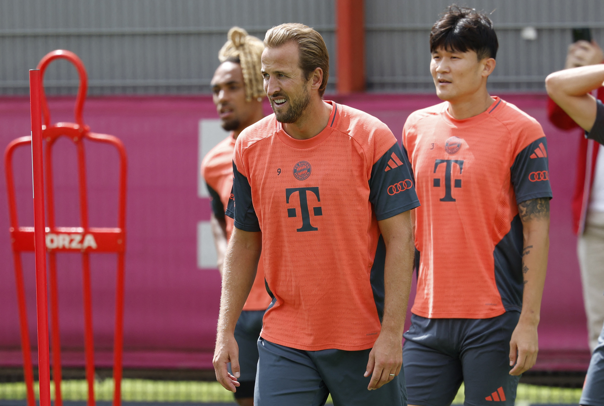 TRANSFER HABERİ: Galatasaray’dan Almanya harekatı! Cimbom 3 oyuncuyla ilgileniyor
