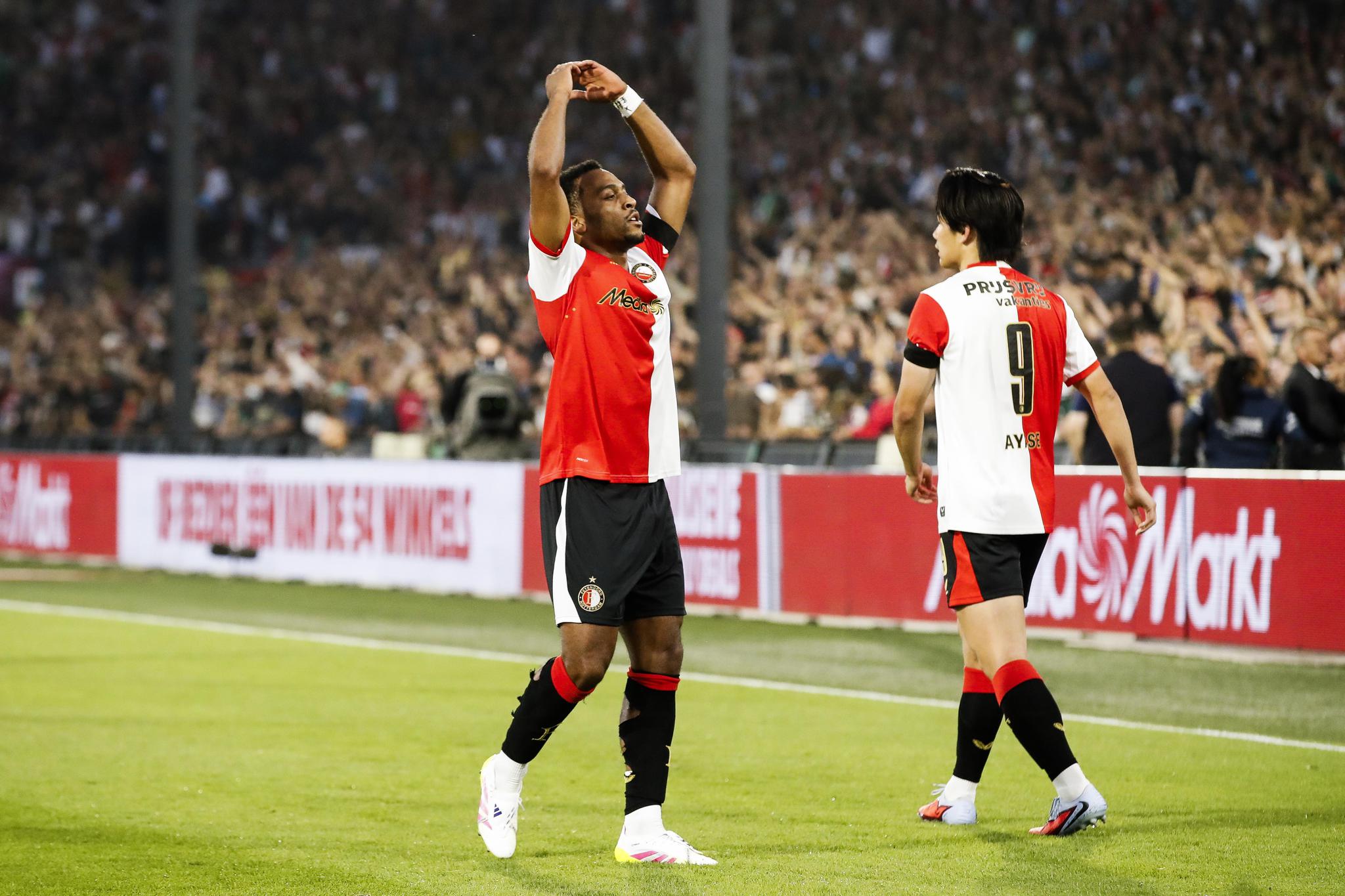 TRANSFER HABERİ: Fenerbahçe’den Feyenoord’lu yıldıza kanca! Bunu kimse beklemiyordu