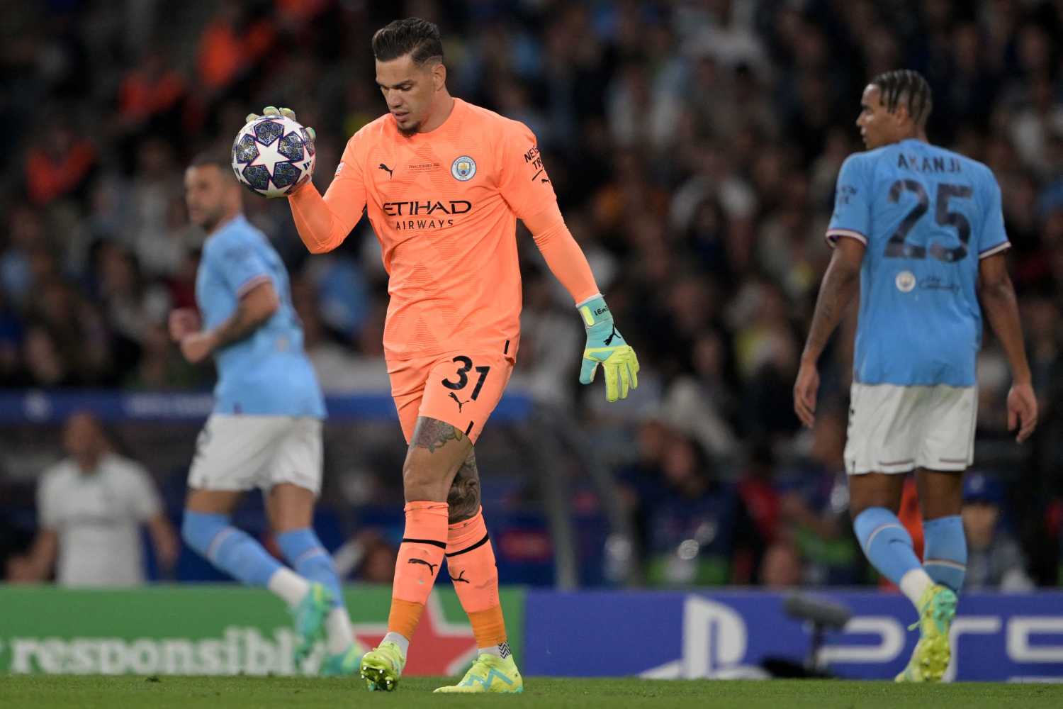 Galatasaray’ın yeni transferi Leroy Sane’den! Dünyaca ünlü ismi ikna etti