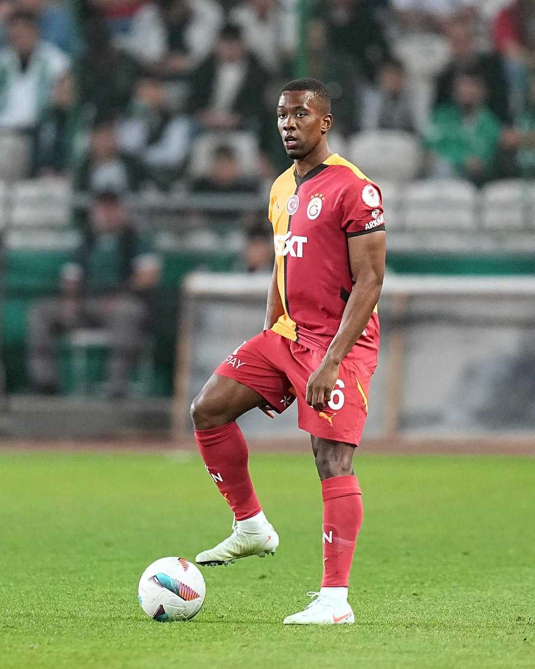 TRANSFER HABERİ: Galatasaray’dan yıldız ismin taliplerine flaş yanıt!