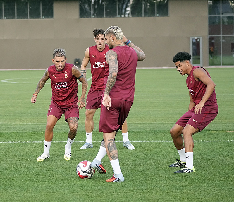 TRANSFER HABERİ: Galatasaray’a Carlos Cuesta piyangosu! İşte bonservis ücreti