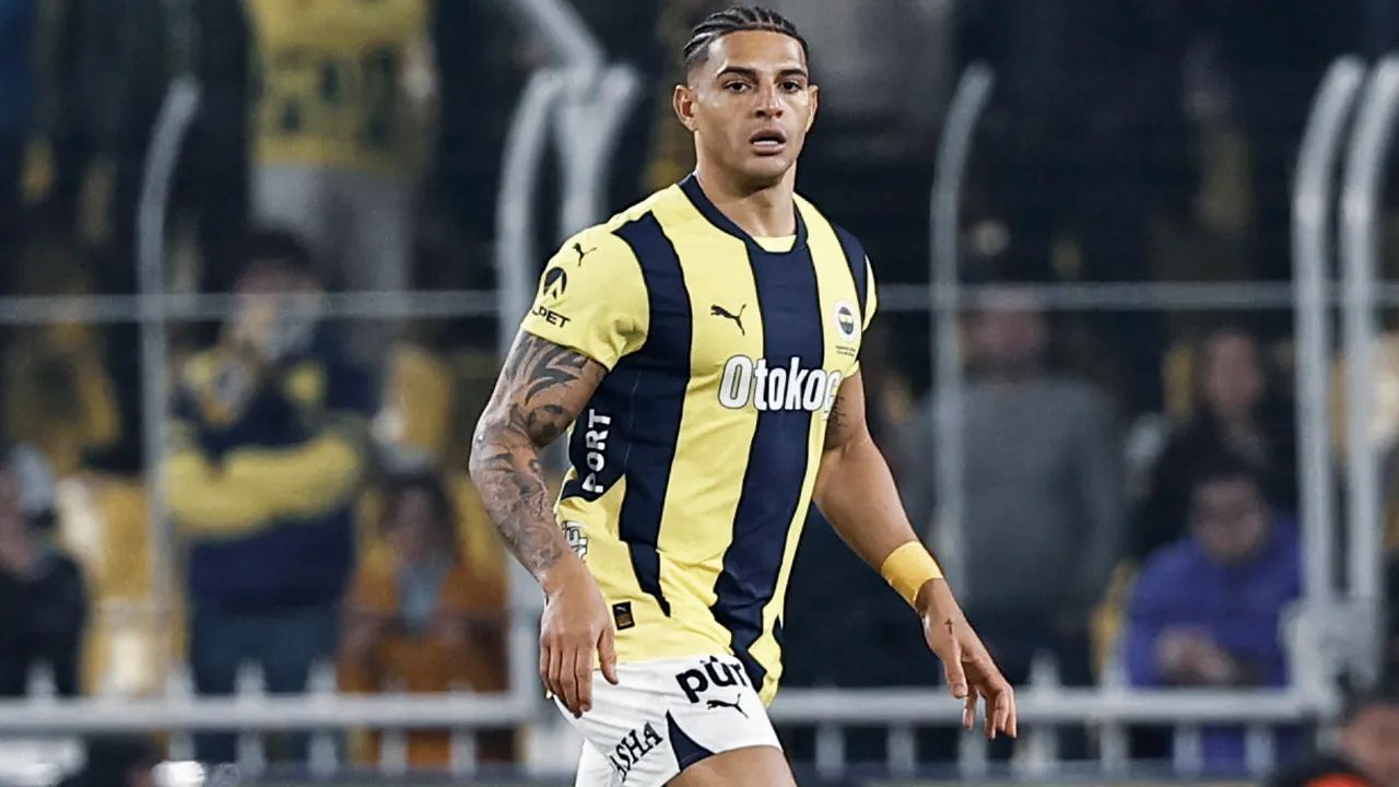 TRANSFER HABERLERİ: Fenerbahçe’de beklenen ayrılık yakın!