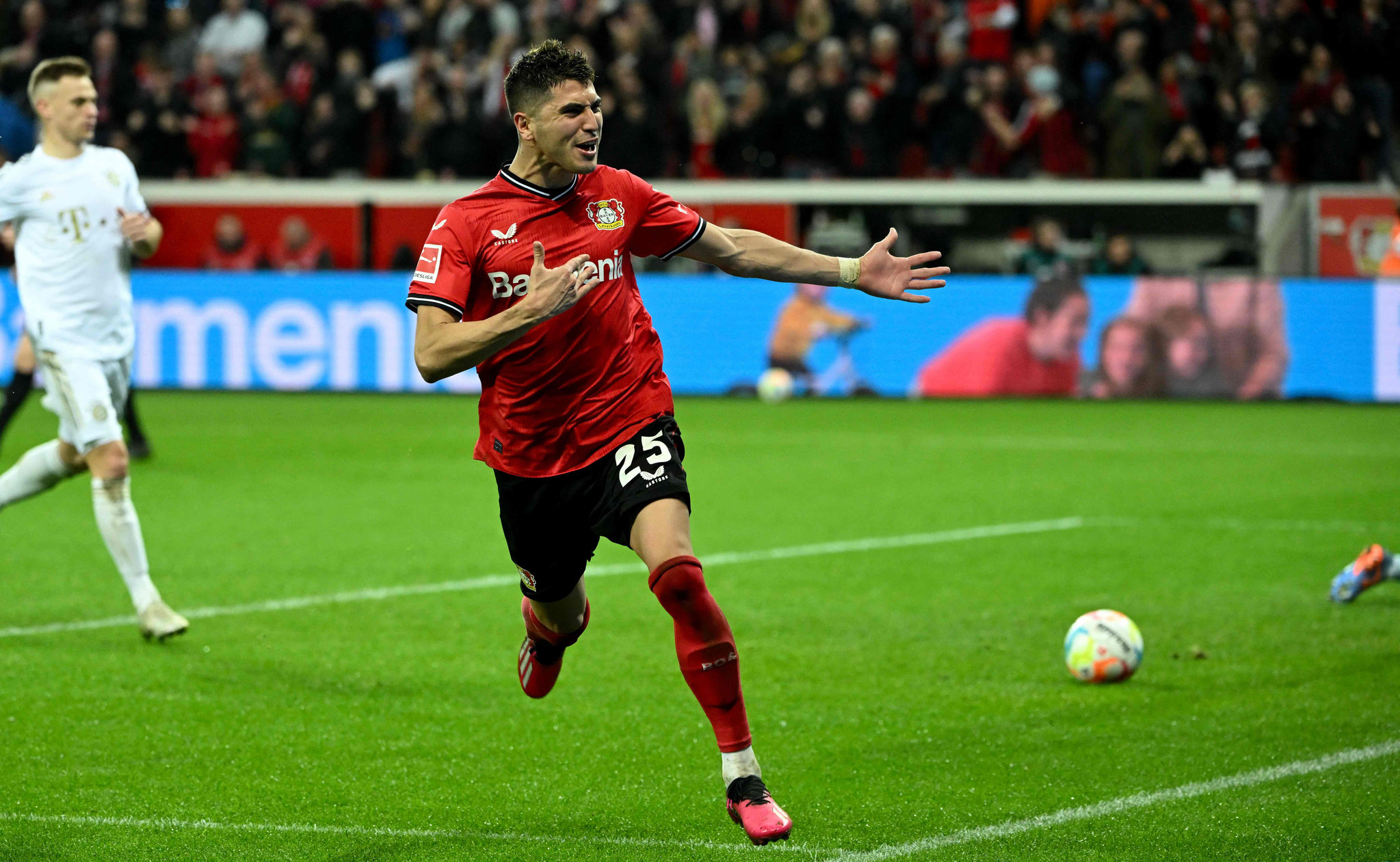 TRANSFER HABERİ | Fenerbahçe, Exequiel Palacios için devrede!
