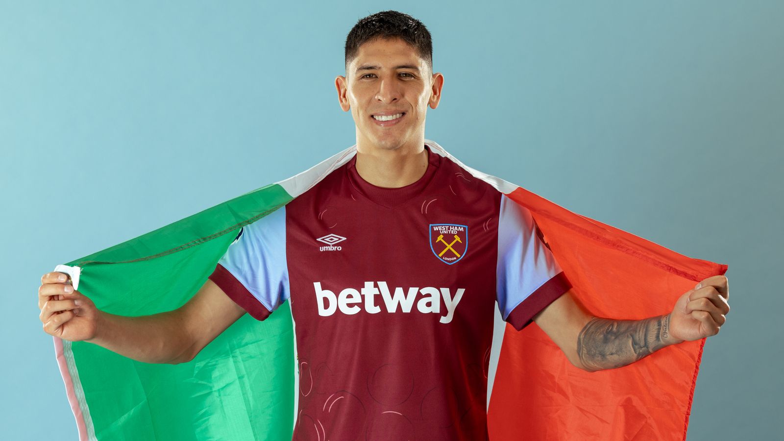 TRANSFER HABERLERİ: F.Bahçe, yıldız futbolcu ile görüşmelere başladı!