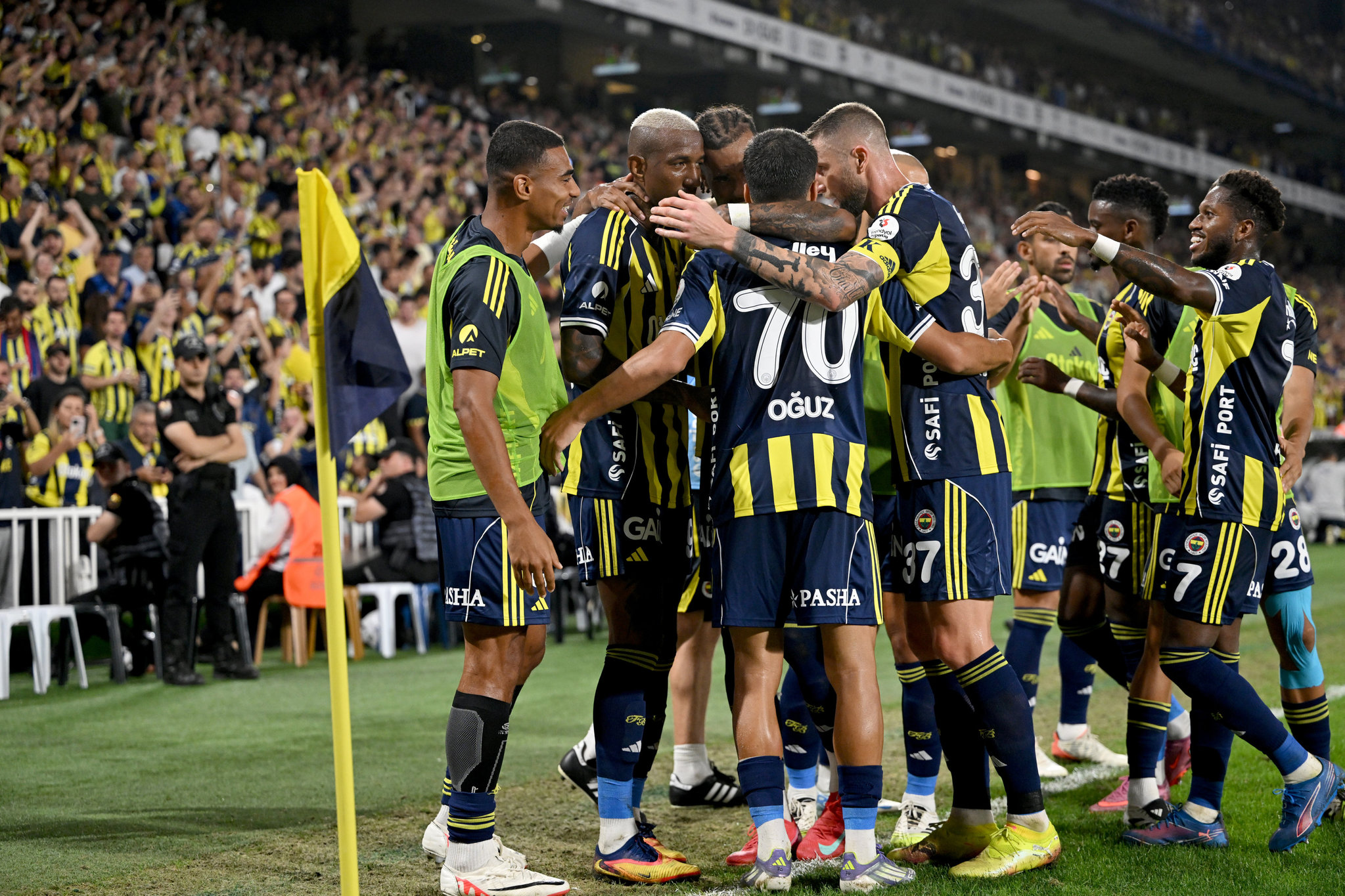 Süper Lig’de şampiyonluk oranları güncellendi! İşte zirvenin favorisi