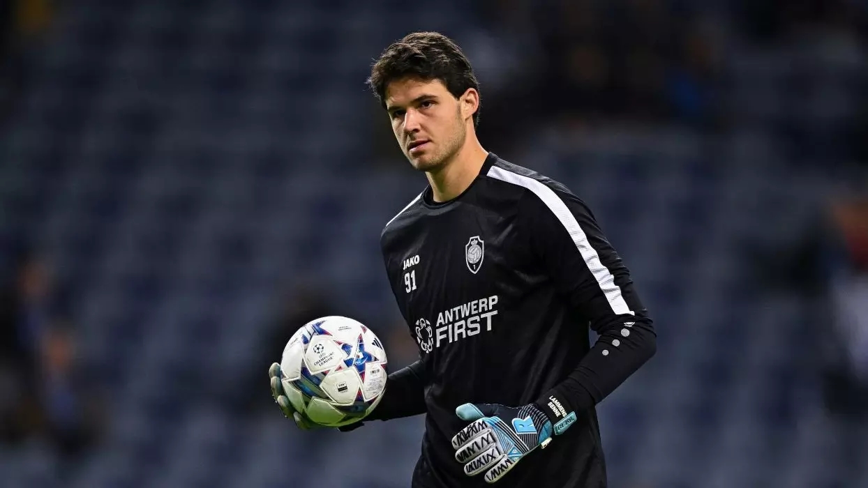 TRANSFER HABERİ: Senne Lammens adım adım Galatasaray’a! İşte ödenecek maaş