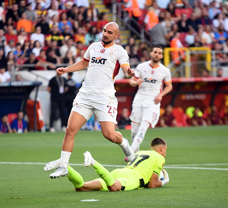 TRANSFER HABERİ: Galatasaray’da tam 4 ayrılık birden! İşte o isimler