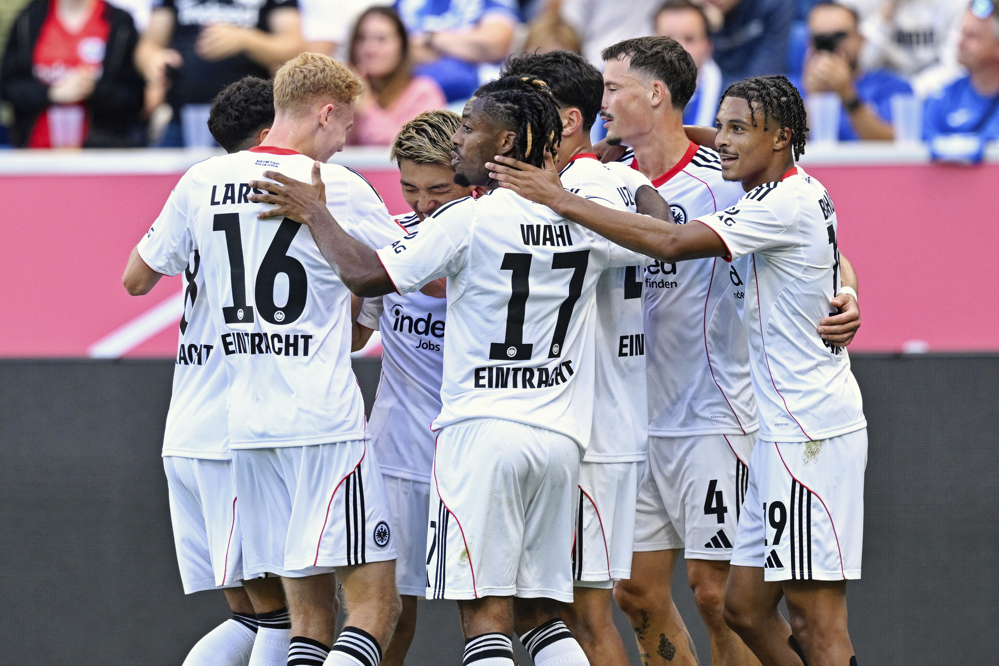 Almanya’da Galatasaray alarmı! Eintracht Frankfurt Yönetimi harekete geçti