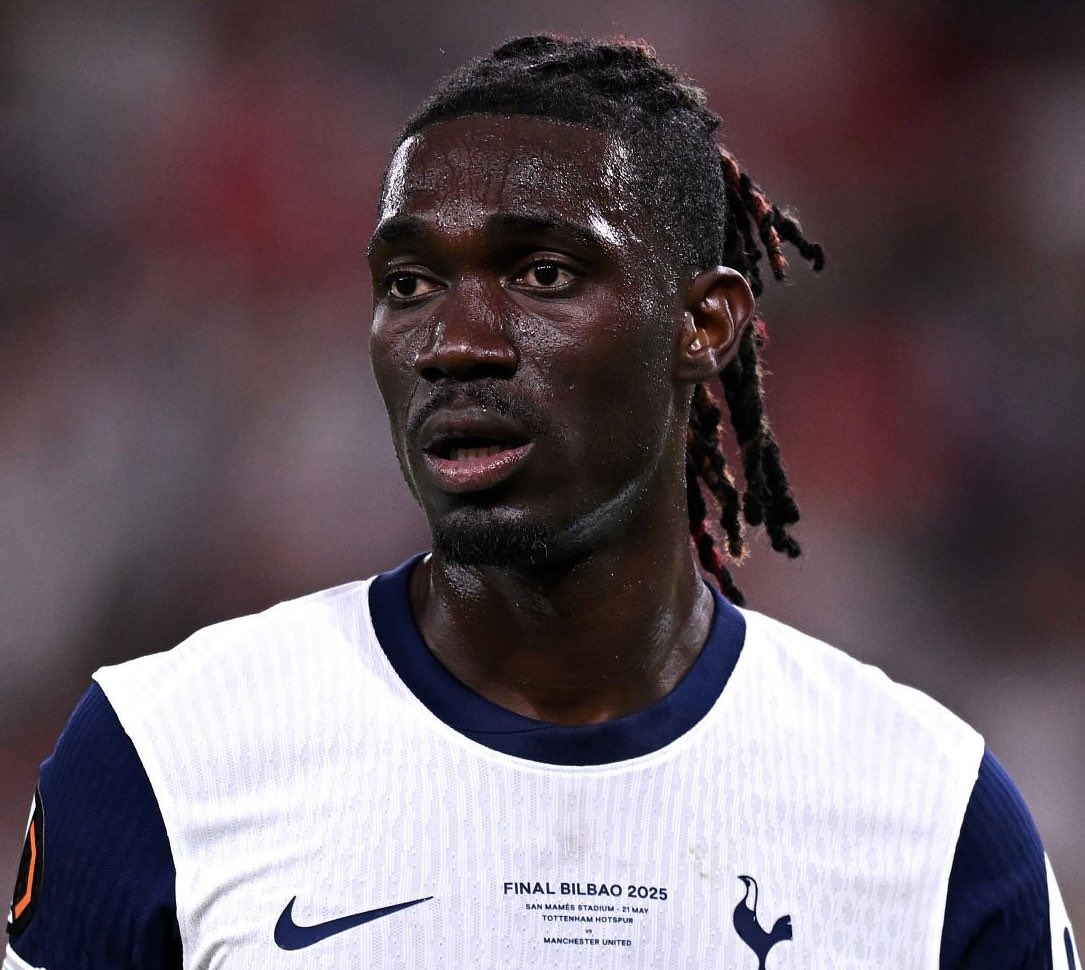 TRANSFER HABERİ: Fenerbahçe o orta sahayı listeye aldı!
