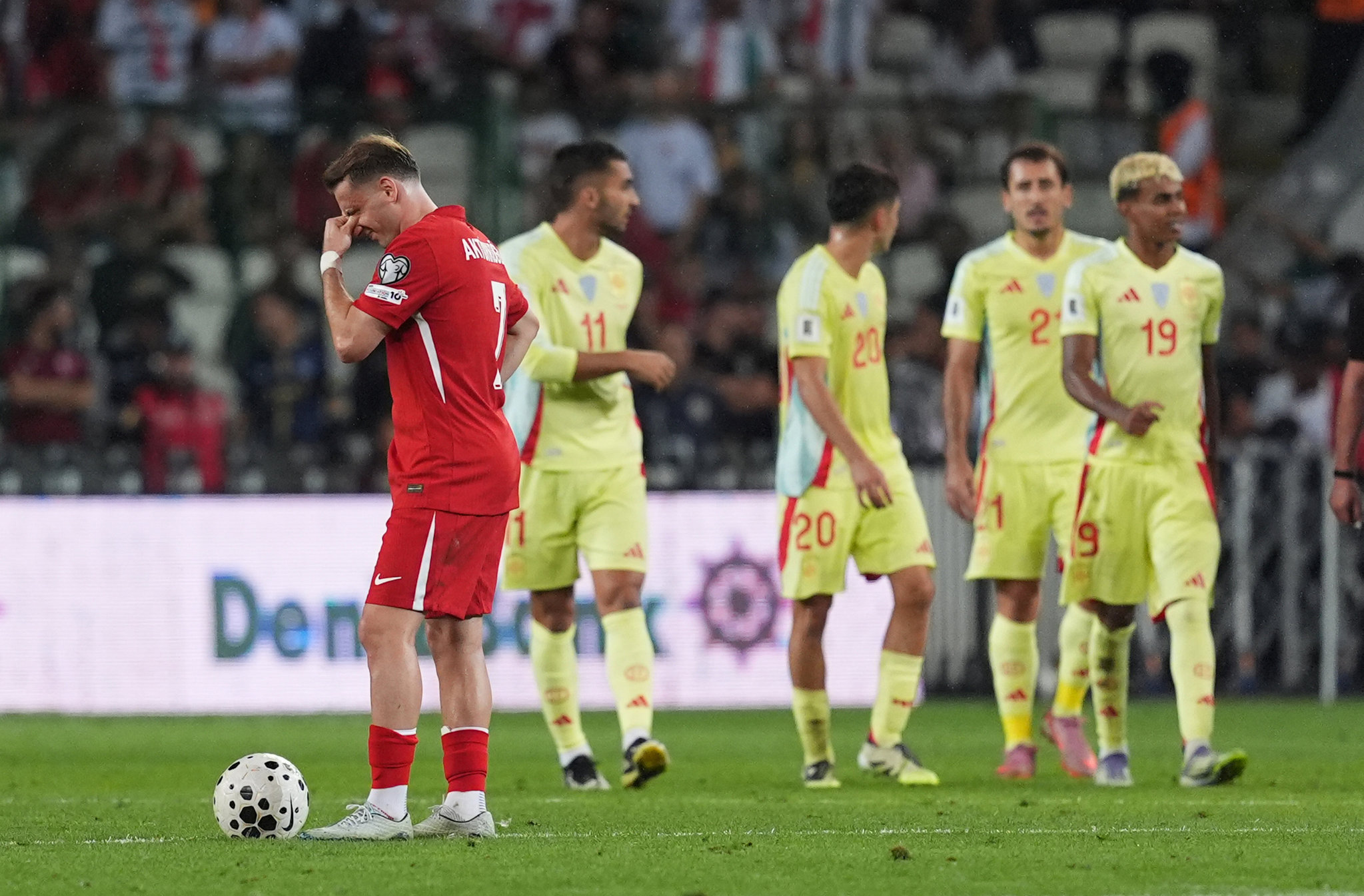 Spor yazarları Türkiye-İspanya maçını değerlendirdi!