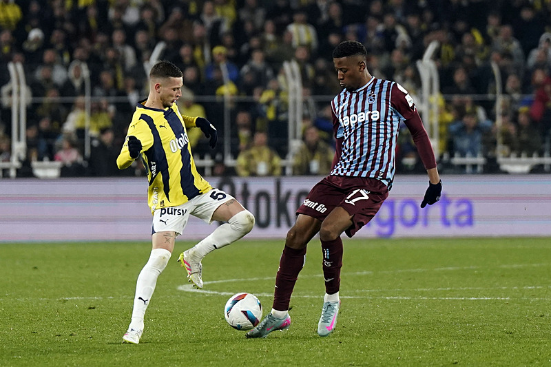 Fenerbahçe-Trabzonspor maçı ne zaman ve saat kaçta? FB-TS maçı hangi kanalda yayınlanacak? | CANLI İZLE
