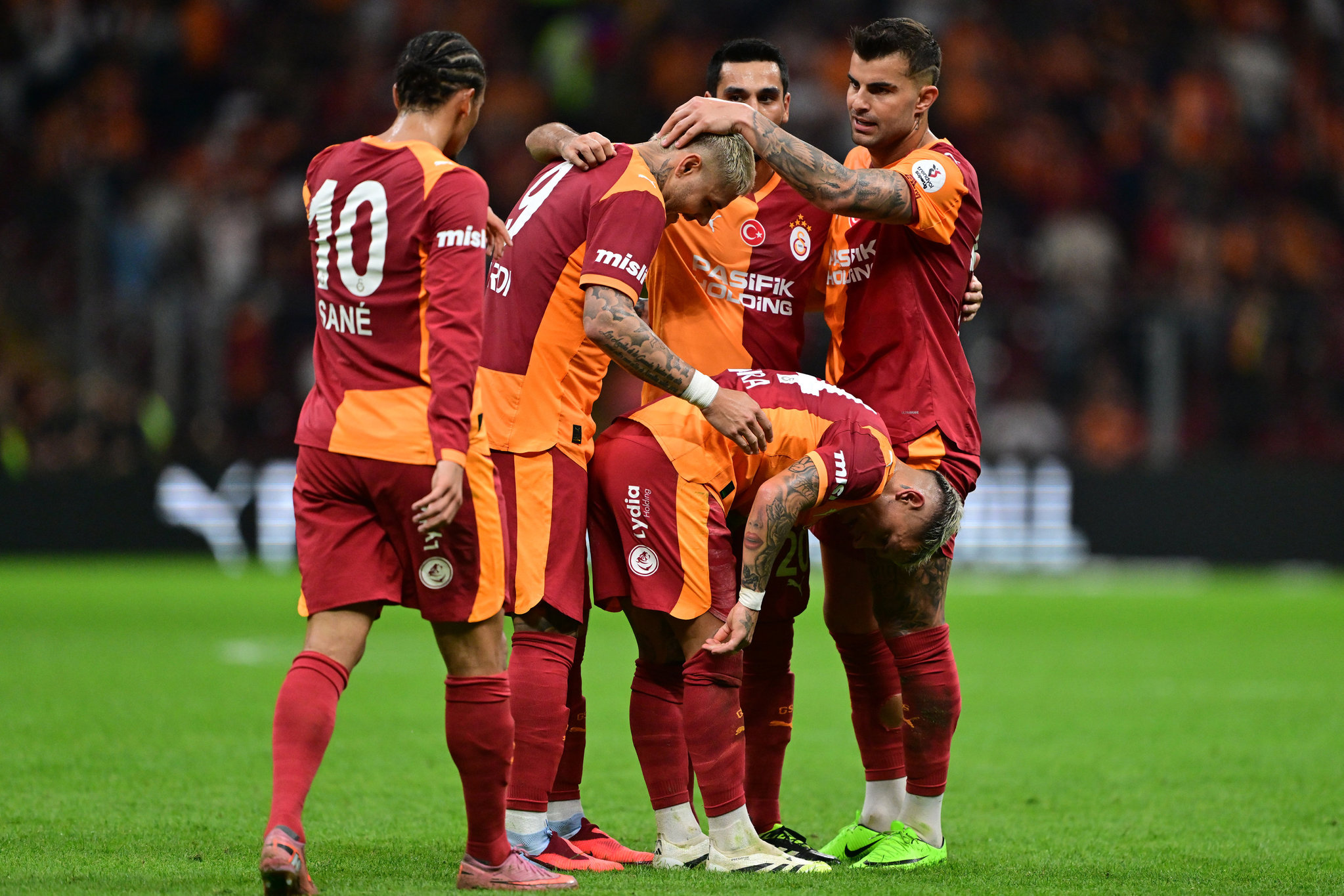 Süper Lig’de şampiyonluk oranları güncellendi! Beşiktaş, Fenerbahçe, Galatasaray ve Trabzonspor....