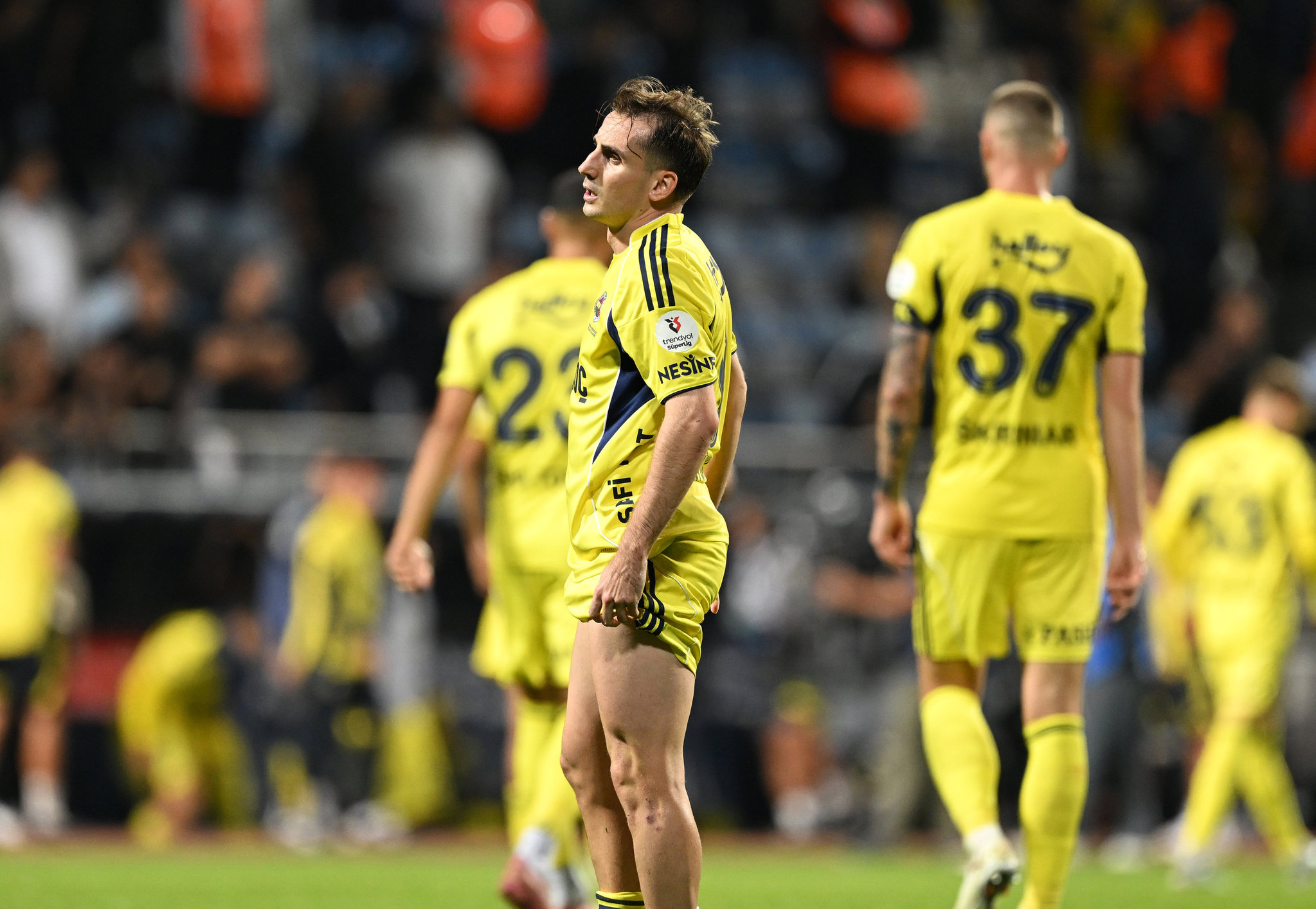 Süper Lig’de şampiyonluk oranları güncellendi! Beşiktaş, Fenerbahçe, Galatasaray ve Trabzonspor....