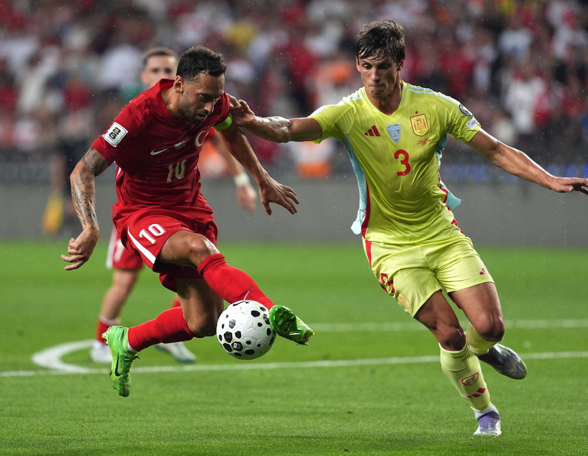 TRANSFER HABERİ: İtalyan basınından flaş iddia! Hakan Çalhanoğlu ve Galatasaray...