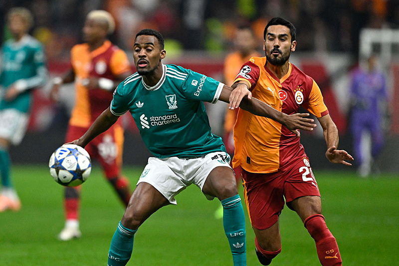Fransız efsane Thierry Henry’den Galatasaray’a övgü: Evinde Avrupa’daki her takımı yenebilir!