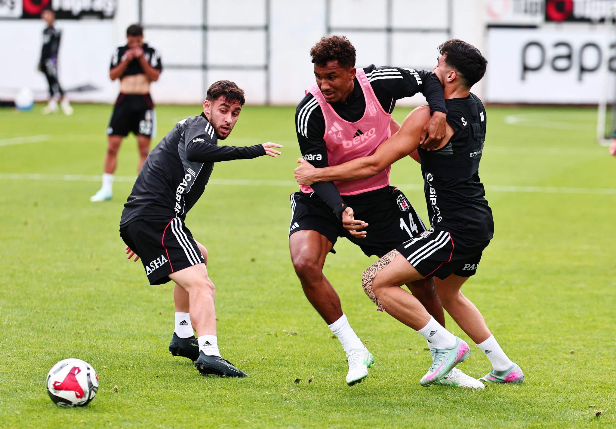 Galatasaray - Beşiktaş derbisinin oranları açıklandı! İşte favori takım
