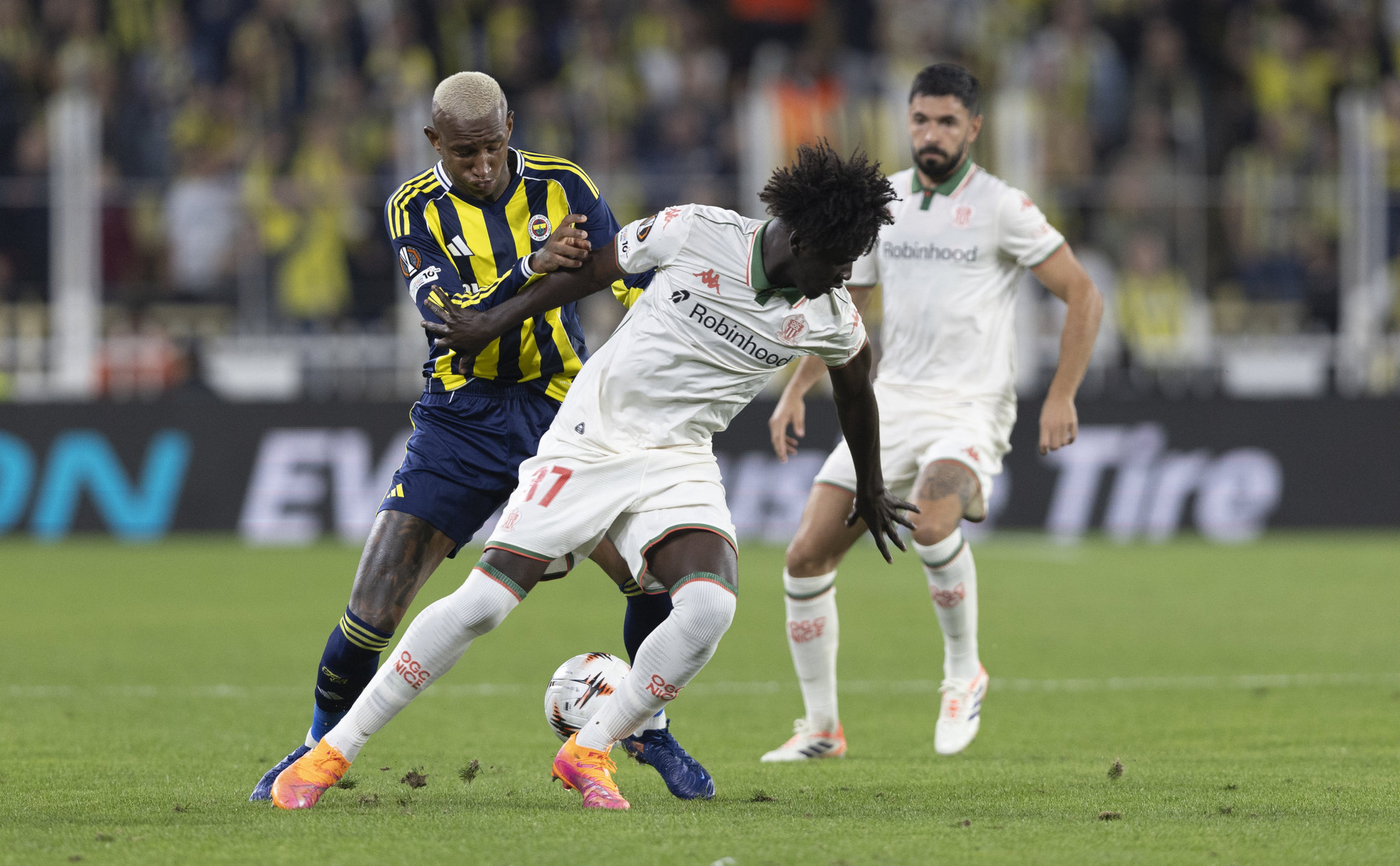 Fenerbahçe’de büyük hayal kırıklığı! İstatistiklerde dibi gördü